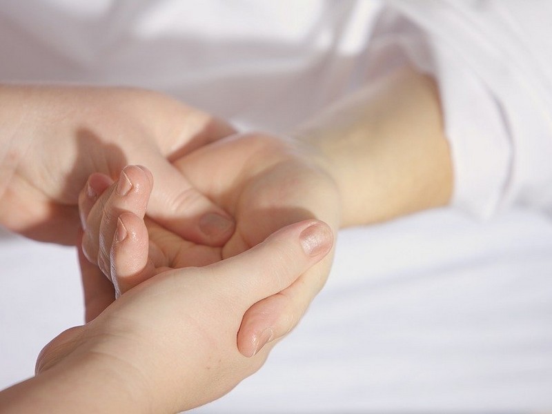 Lower Back Muscle Pain Chiropractor Bundall Near Me